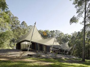 Jasa Terbaik Pembuatan Kanopi Membrane untuk Teras Rumah di Depok
